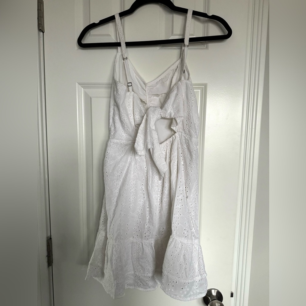 Hollister White dress - Picture 2 of 3